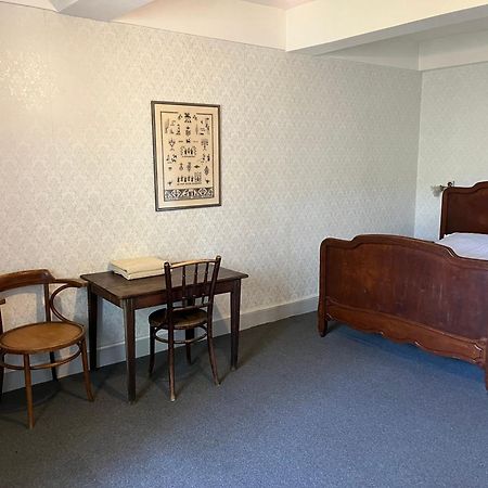 Domaine De L'Amiral Bed & Breakfast Saint-Laurent-du-Pape Luaran gambar