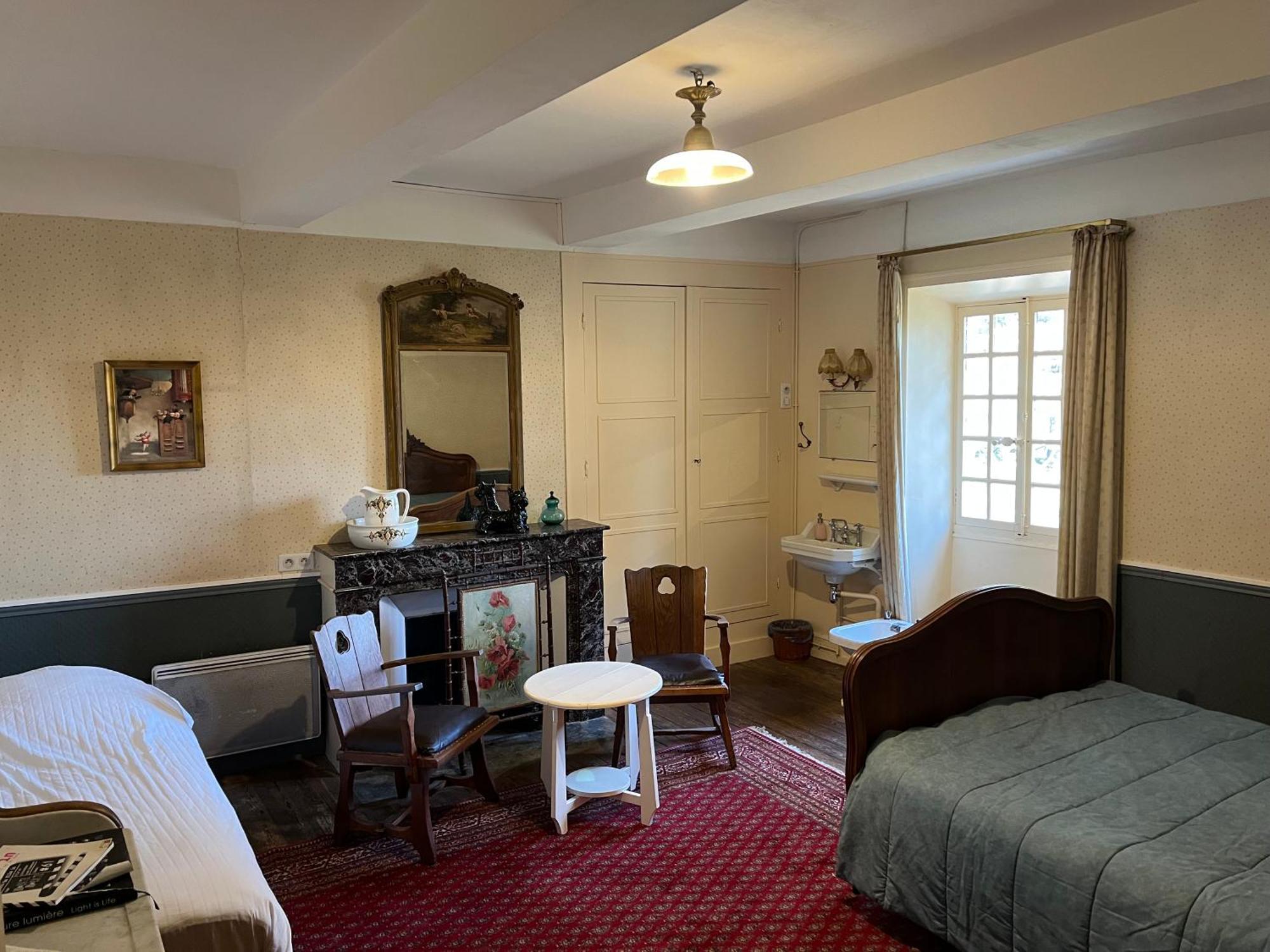 Domaine De L'Amiral Bed & Breakfast Saint-Laurent-du-Pape Luaran gambar