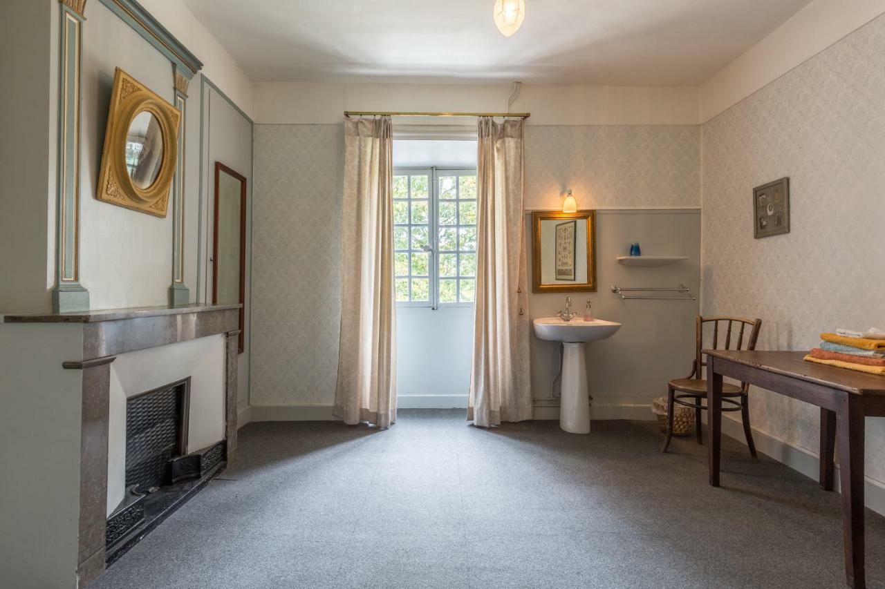 Domaine De L'Amiral Bed & Breakfast Saint-Laurent-du-Pape Luaran gambar